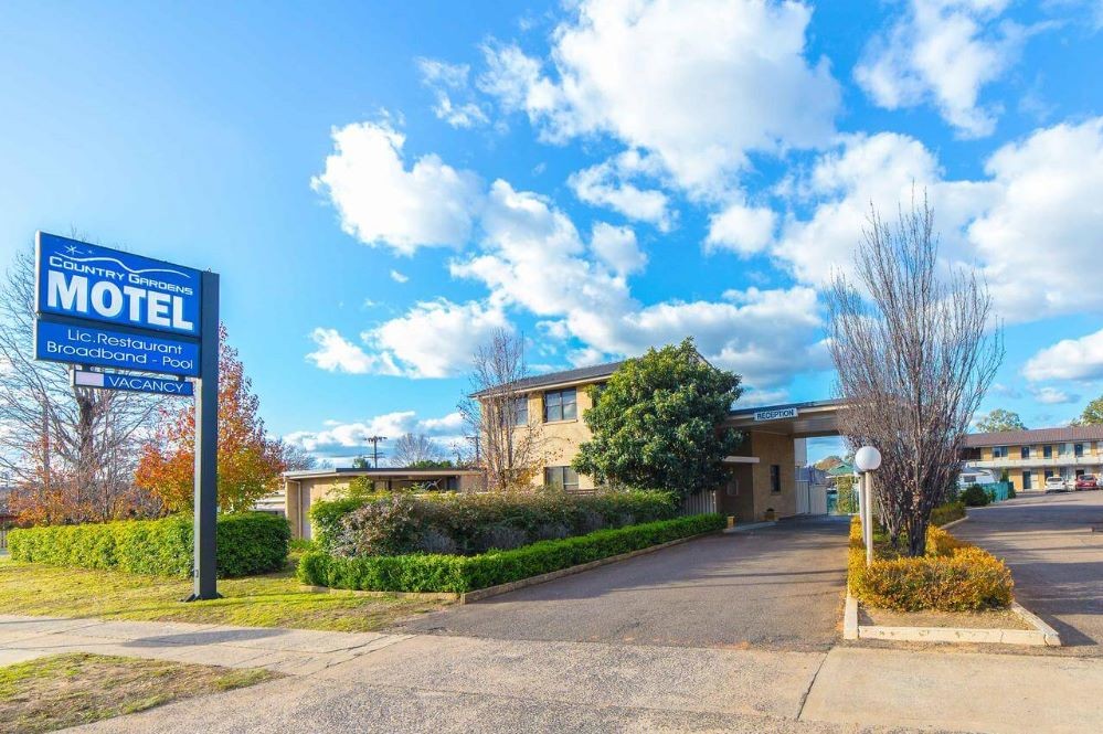 Malpeque Country Garden Motel Cottages Prince Edward Island Canada Bookings247: Country Gardens Motel