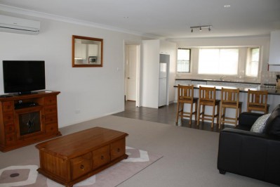 1 Bedroom Apartment - 6 Railway Street