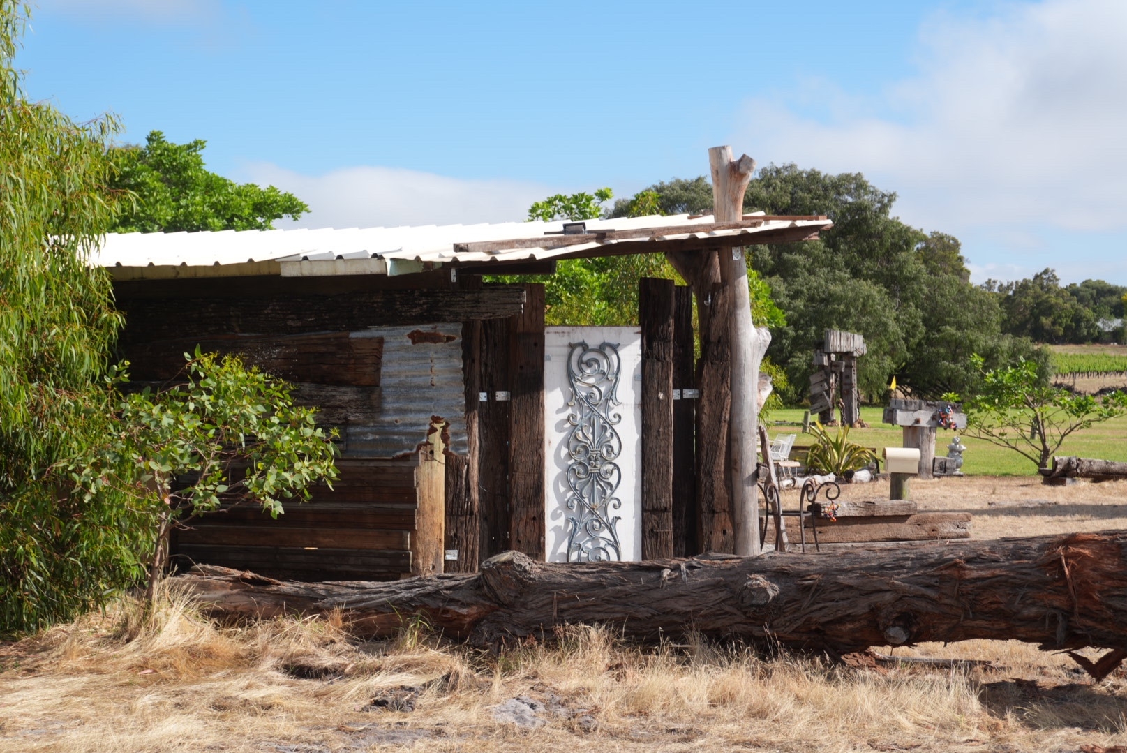 Skippy - Pet Friendly Glamping Spa & Retreat