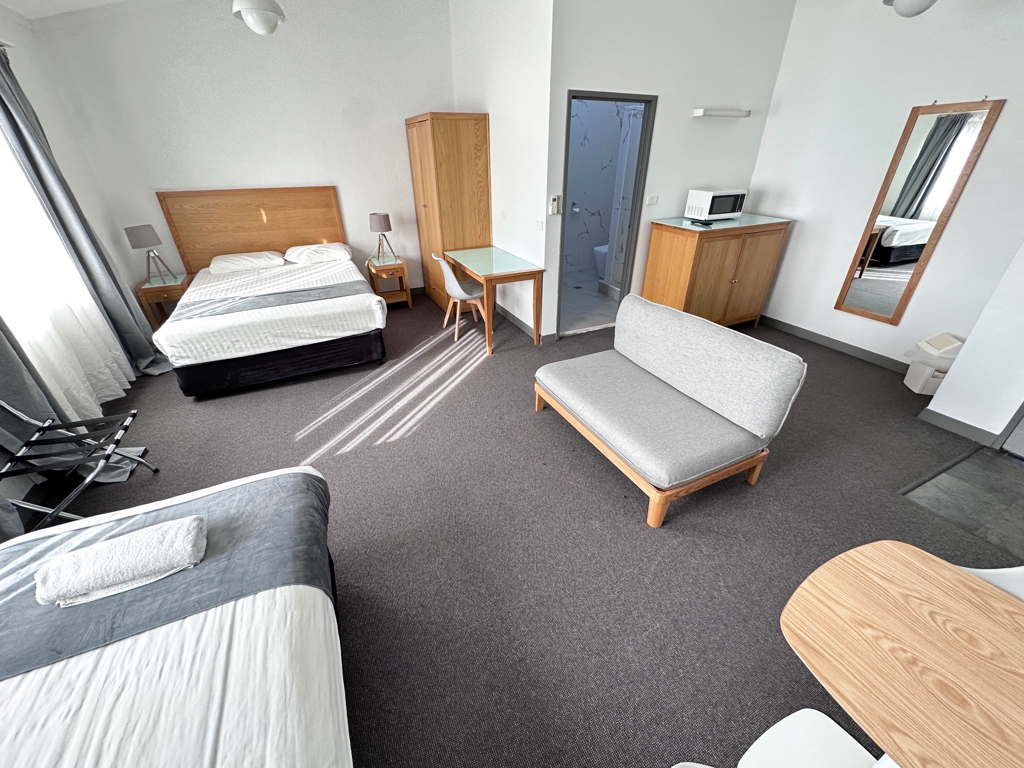 Executive Large Twin