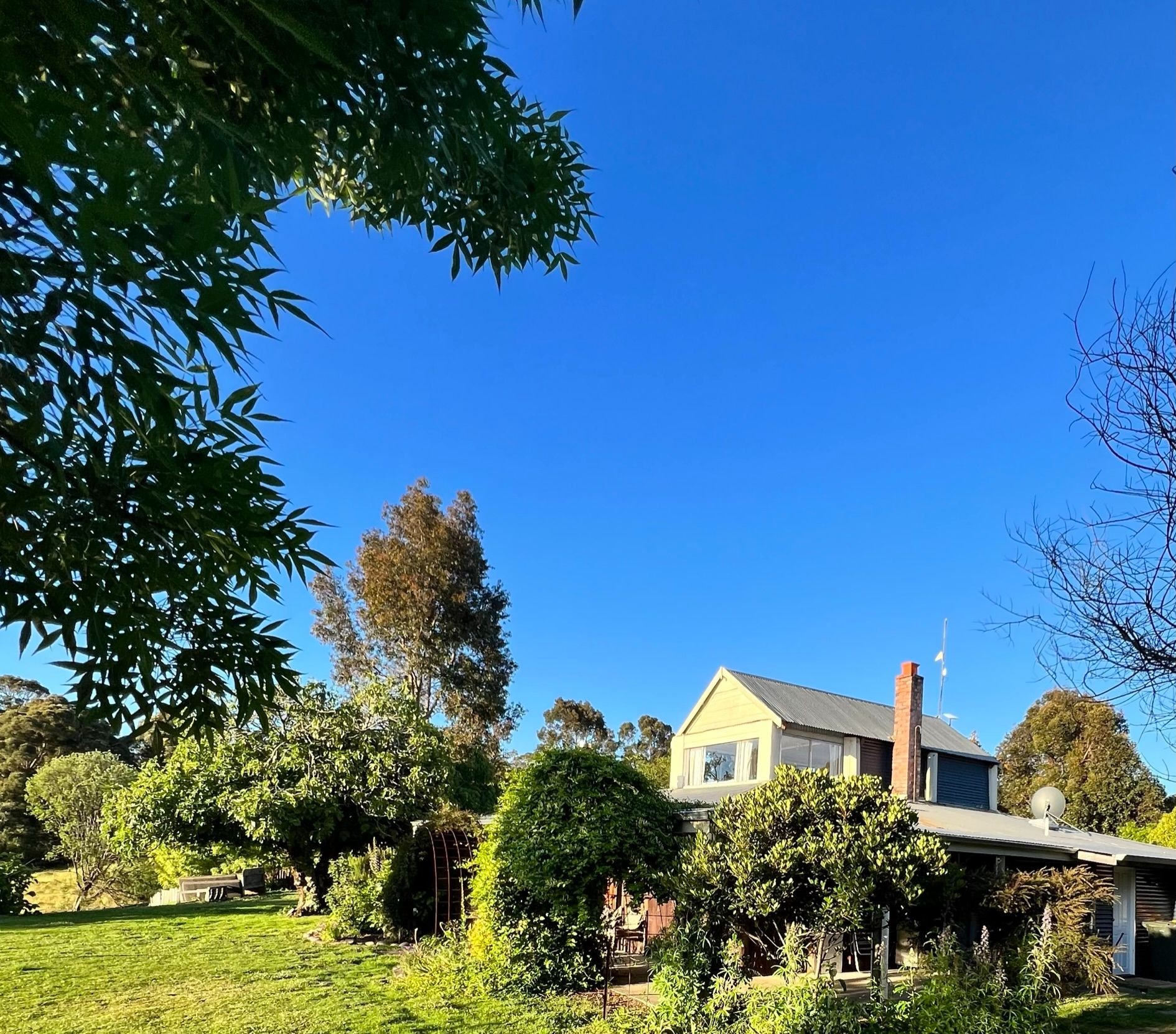 Bookings247 Donnelly Lakes Chalets