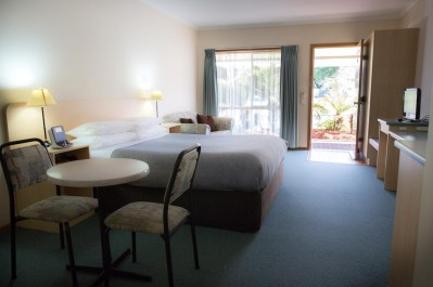 Queen Room With Spa Bath