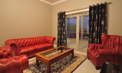 Deluxe One Bedroom Apartment