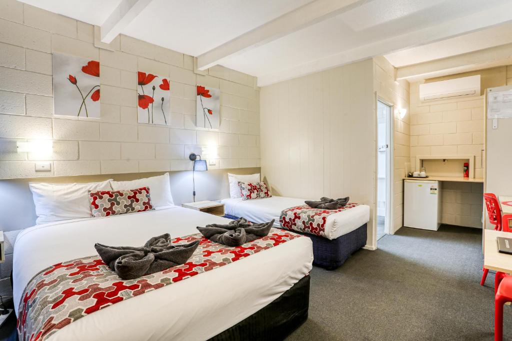 Interconnecting Rooms