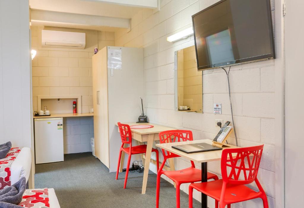 Interconnecting Rooms