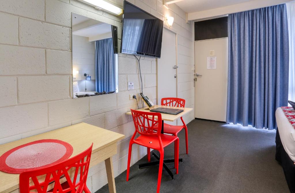 Interconnecting Rooms