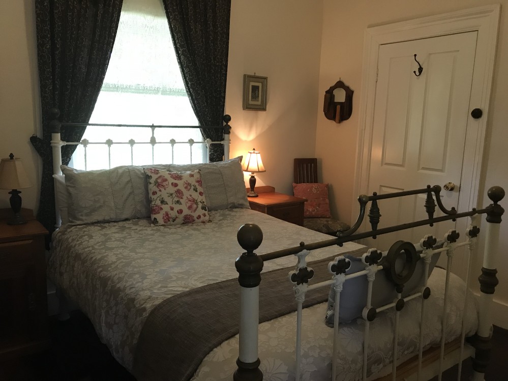 Queen Room  With Ensuite