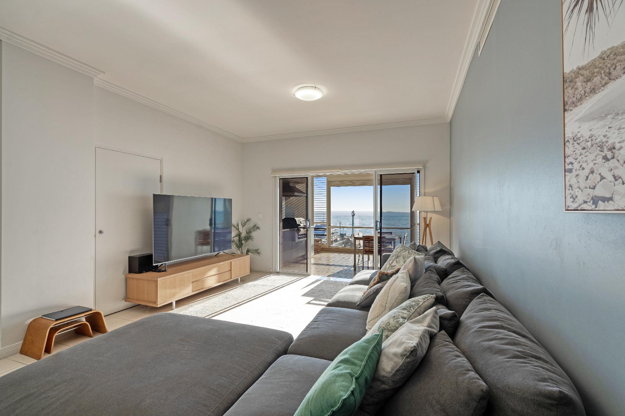 Deep Blue 12 Tangalooma