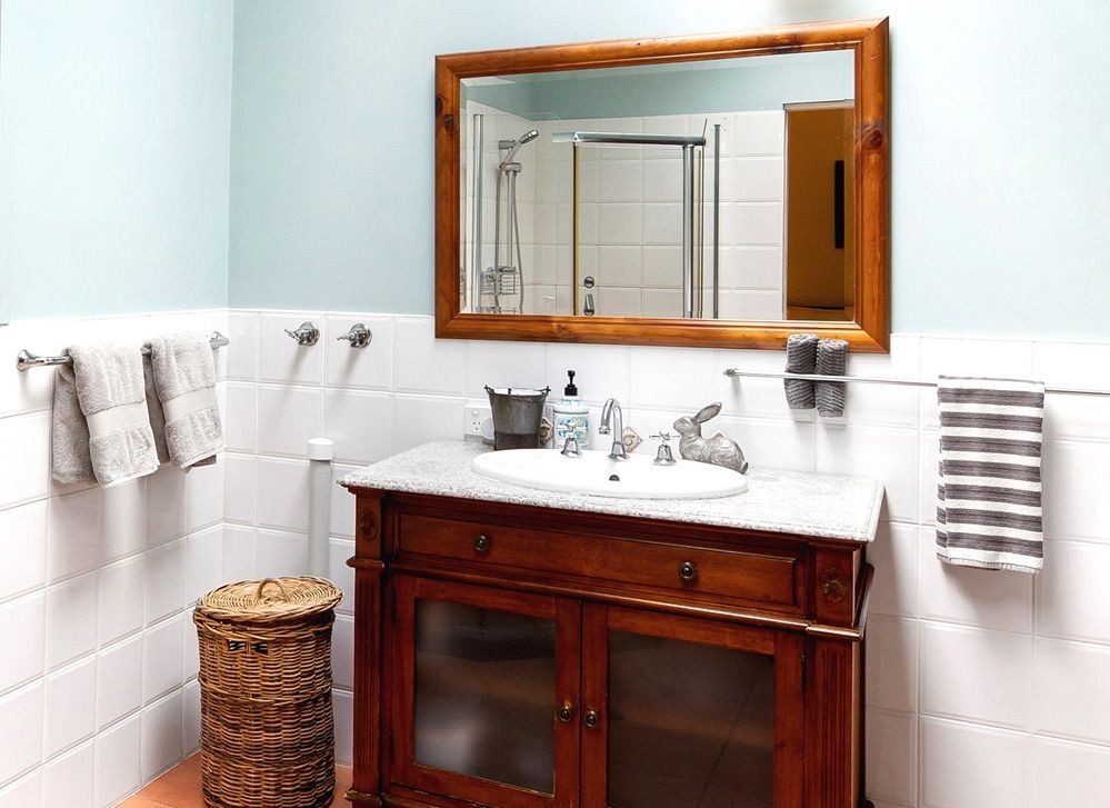 Rosecliffe Cottage - A Noosa Hinterland Farm Stay & Nature Retreat